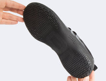 Load image into Gallery viewer, 18 FOOTWORK